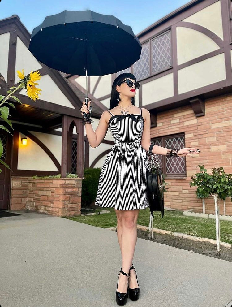 Black & White Striped Retro Doll Dress X-Large Black & White Striped Retro Doll Dress X-Large