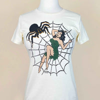 Web of Lies T-Shirt in Ivory